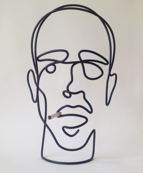 Man cig – Modelling wire and paint